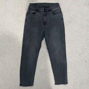 American Eagle Mom Jean